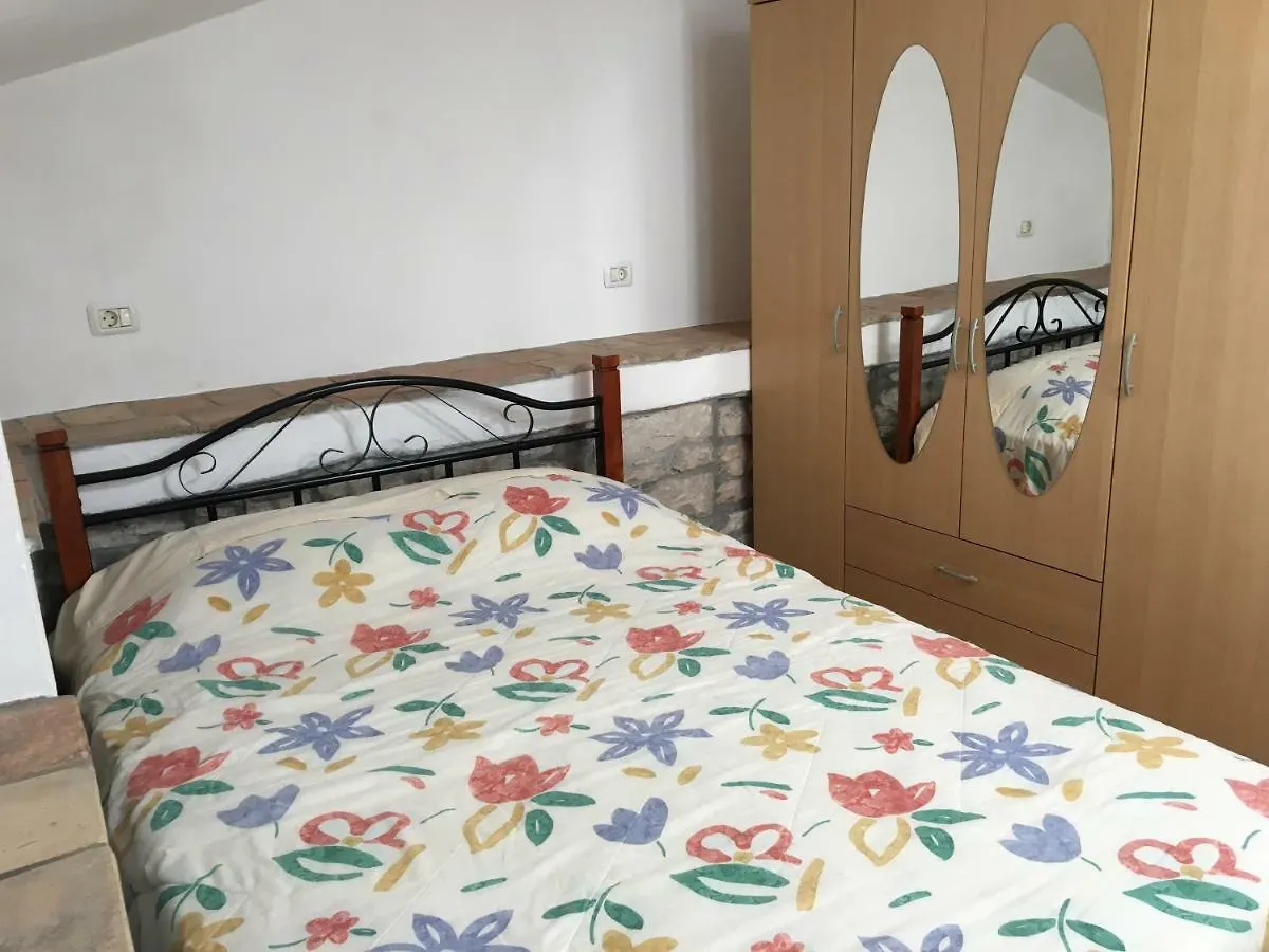 Holiday House Catela Rakalj Ferienhaus
