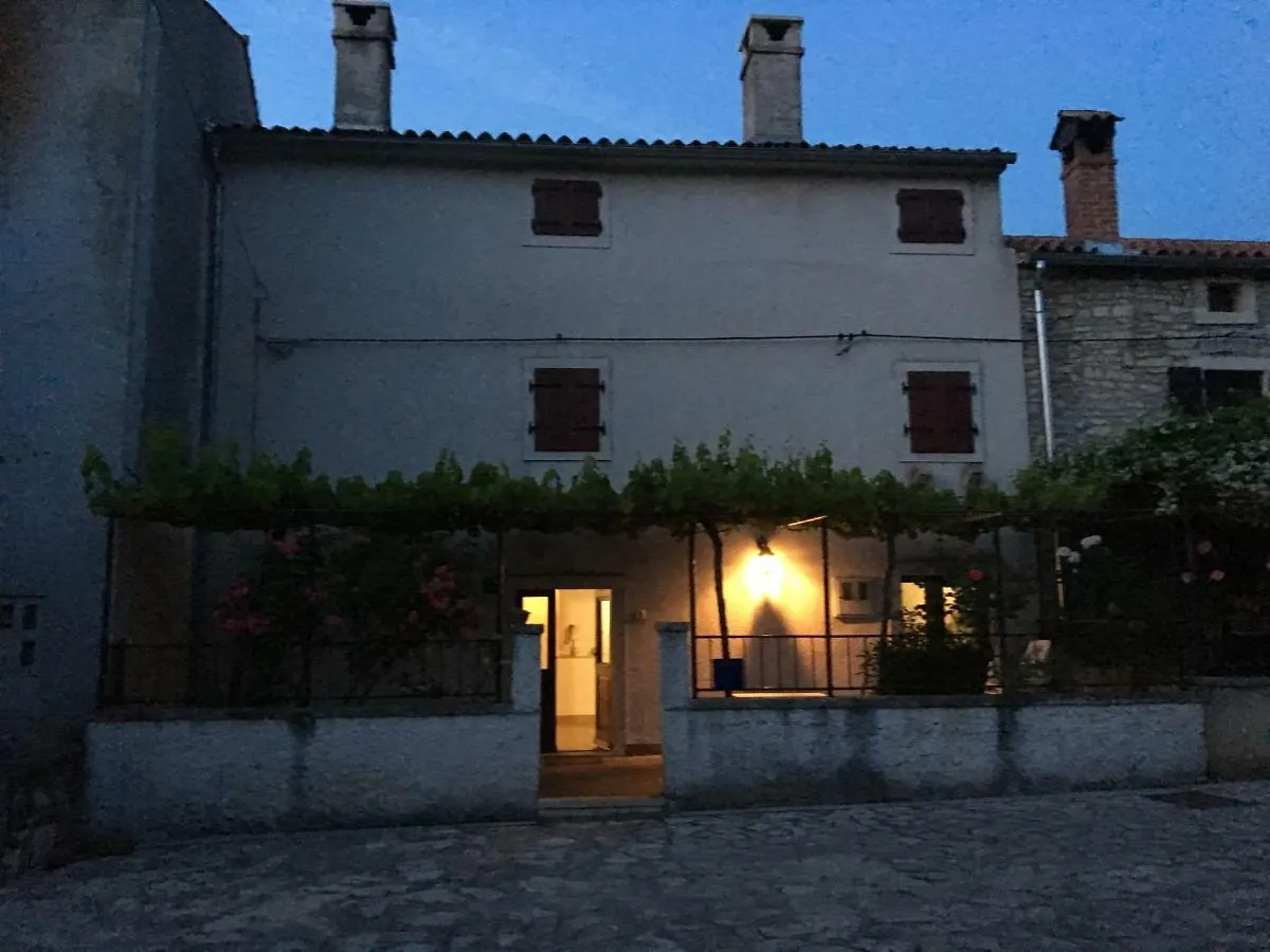 Holiday House Catela Rakalj Ferienhaus